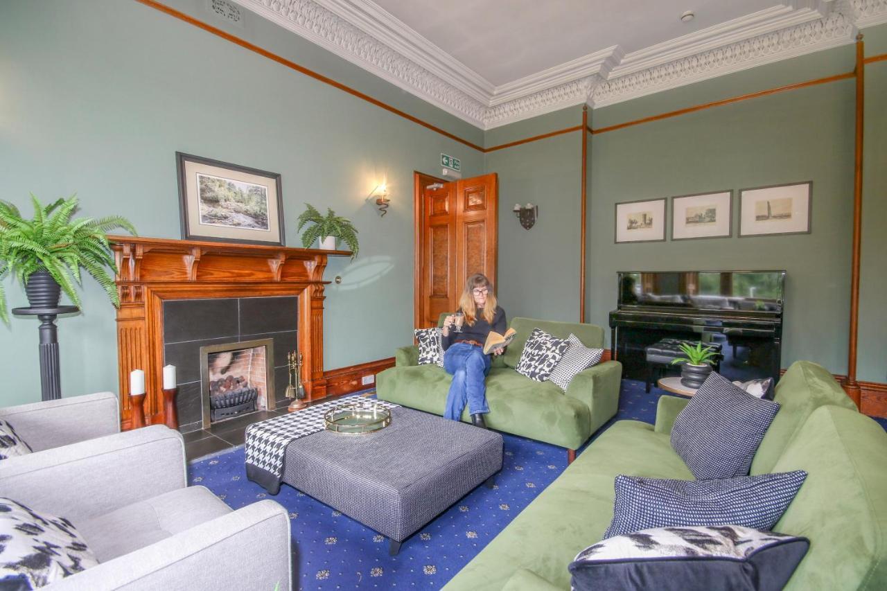 Cluny Bank Hotel Forres Exterior photo