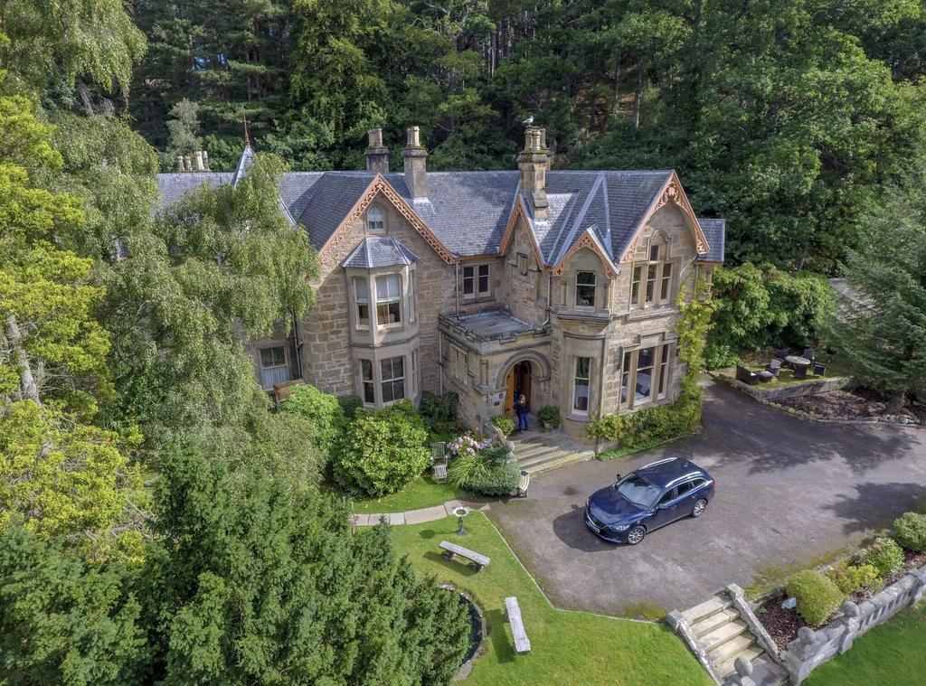 Cluny Bank Hotel Forres Exterior photo